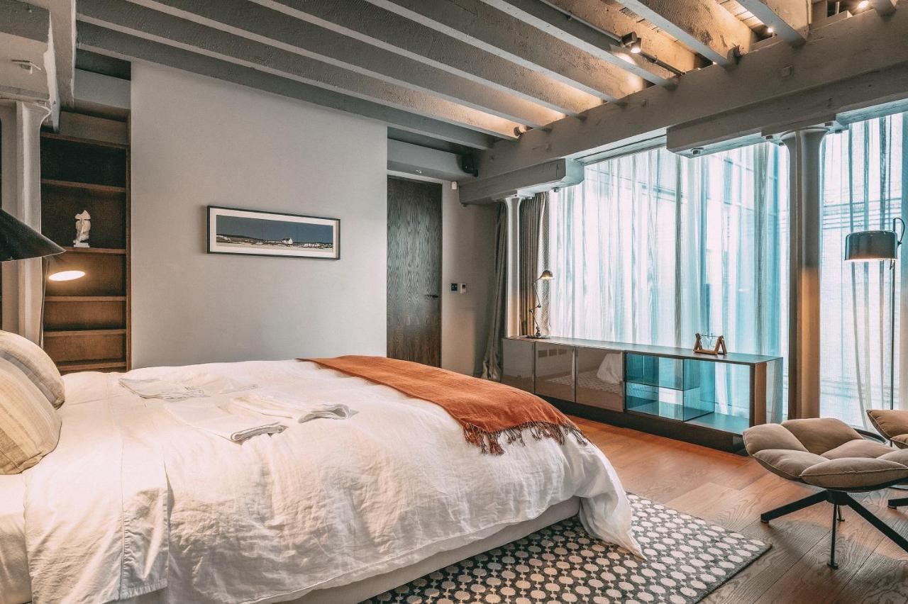 Immaculate 2-bed Loft In * Londra